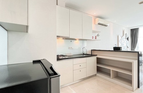 Grogol Utara Apartment | Exclusive And Homey 1Br Four Winds Apartment