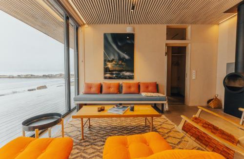 Flakstad Villa | Exclusive Beach House Ramberg - Your Private Oasis