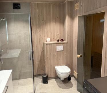 Al Municipality Ski Chalet | Exclusive cabin with sauna and mountain view in Geilo