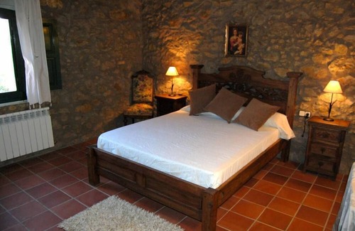 Torroella de Montgri Cottage | Exclusive farmstead to rent in Torroella de Montgrí-L'EstartitHouse with character