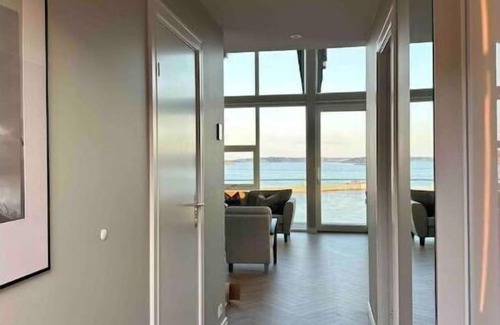 Steinsland Apartment | Exclusive fjord suite with beach access