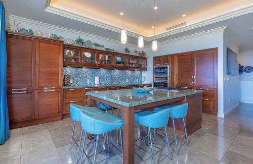 Wailea House | Exclusive Gated Paradise Ho'olei Villa and Private Elevator w/Resort Amenities!