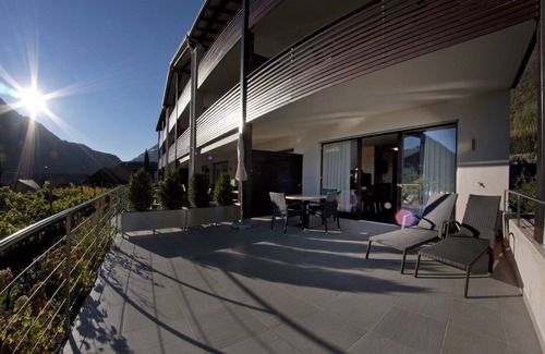 Lagundo Apartment | Exclusive modern design apartment * with a dream view of Merano - Aurum
