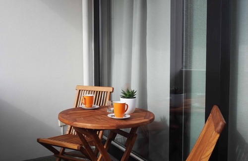 Heideviertel Apartment | Exclusive, modern apartment with balcony near MHH, INI, TUI
