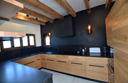 Atlanterra Ski Chalet | Exclusive villa on the beach front. FREE WIFI