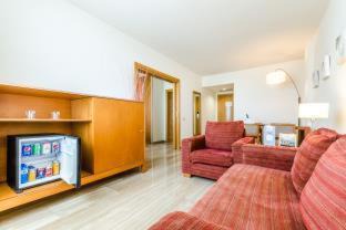 Ripollet Hotel | Exe Barbera Parc