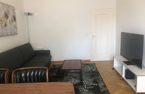 District 8 Apartment | Executive 1BR flat, city center (Hammer 3)