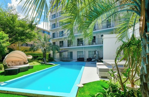 Hakozaki Hotel | Executive Suite Pool View vs | Room only Par/Fukuoka Fukuoka