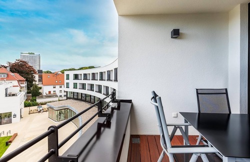 Alt-Travemunde/Ronnau Apartment | Exklusives Apartment mit Loggia und Zwei Badezimmern, Direkt am Park Gelegen