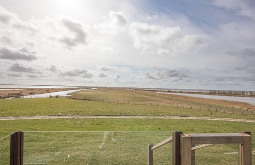 Hattstedtermarsch Apartment | Exklusive Wohnung auf dem Deich an der Nordsee