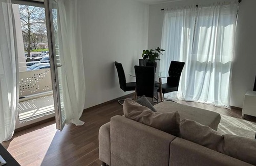 Hanau Apartment | Exklusives Apartment für 5 Personen in der Nähe von Frankfurt