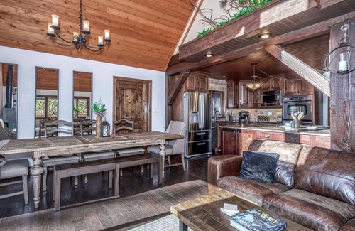 Idaho Springs House | Expansive Mountain Retreat: Secluded Yet Accessible — Steam Shower, Tubs, Nature