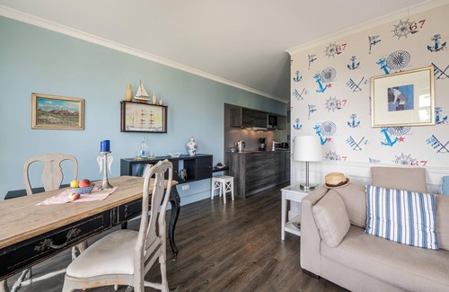 Fehmarn Apartment | Experience a dream vacation with a sea view at the Haus Vogelflug vacation residence!