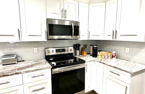 Clearwater Villa | Experience Clearwater charm, just a quick 9-minutes to Tampa Bay