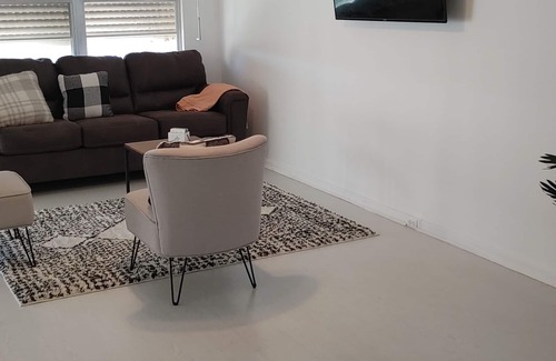 Pembroke Pines Apartment | Experience Comfort and Convenience in the Heart of Pembroke Pines.