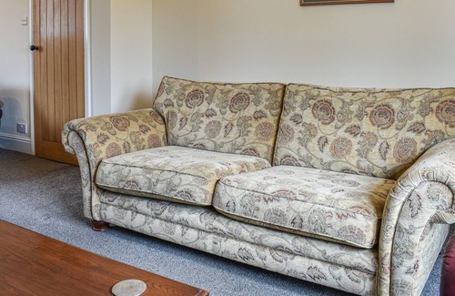 Darlington Cottage | Experience countryside living in this spacious farmhouse, a great place to bring all the family.