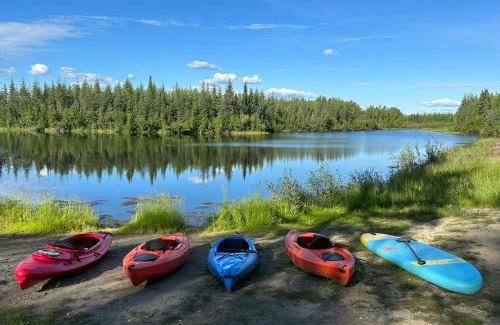 Badger Ski Chalet | Experience Lakeside Cabin Living in North Pole, AK