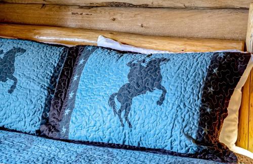 Bigfork Hotel | Experience Montana Cabins - Cowboy #5