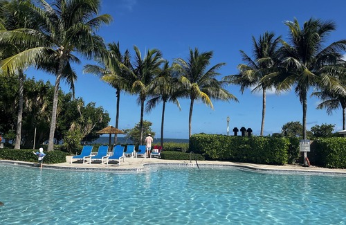 Rock Harbor Condo | EXPERIENCE OUR UNIQUE OCEAN VIEW RESORT STYLE PROPERTY LOCATED IN KEY LARGO!
