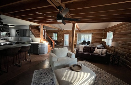 Fowler Cabin | Experience Serenity at our secluded cabin mere minutes from town.