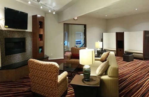 West Sedona Resort | Experience the elegance of Sedona Springs Resort, 1-bedroom suite with a loft.