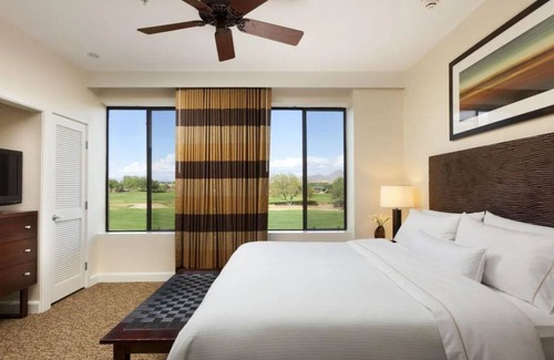 Kierland Resort | Experience the MAGICAL Kierland area in Scottsdale with a full two bedroom unit.
