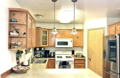 Fairbanks House | Experience the Northern Lights Right from Your Front Door