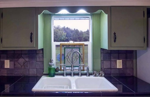Parsons Other | Experience The Quiet Of The Farm With Upscale Amenities.