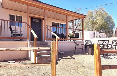 Tombstone House | Experience the spirit of the old west in comfort and style!
