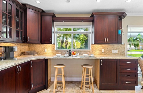 Lauderdale-by-the-Sea House | Experience the ultimate in luxury living at this stunning 3-bedroom, 2-bathroom home