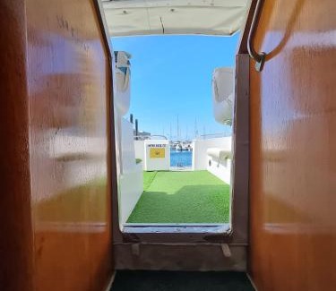 Gijon Boat Rental | Experiencia en el mar Gijon M