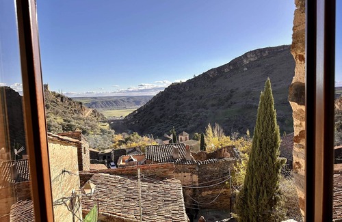 Patones de Arriba Apartment | Experiencia Inigualable con Vistas Impresionantes