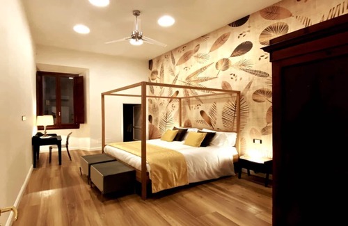 Duomo Apartment | EXPLORE RENAISSANCE ITALY'S BEATING HEART.