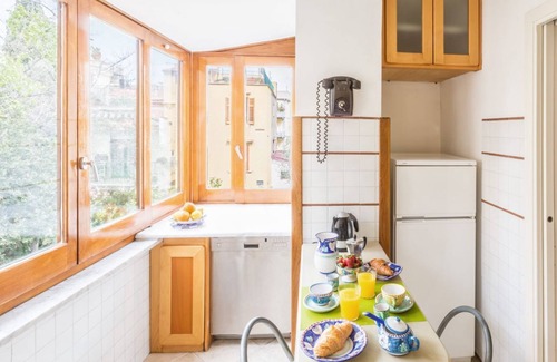 Sorrento Historic Centre Apartment | Explore the Amalfi Coast from a Cosy Home in Sorrento Centre