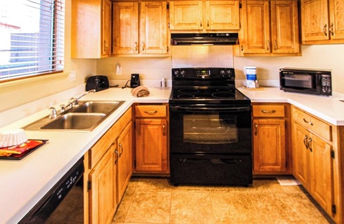 Ruidoso Condo | Explore the Home of the World's Richest Quarter Horse Race! 2BDR resort condo!