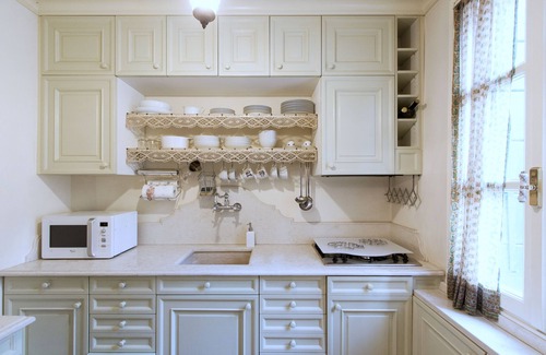 San Polo Apartment | Explore Venice From a Sophisticated Hideaway in San Polo