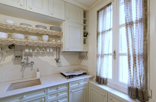 San Polo Apartment | Explore Venice From a Sophisticated Hideaway in San Polo
