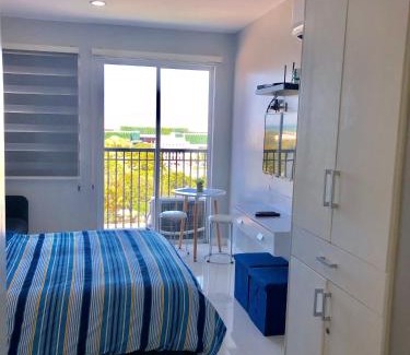 Bacolod Apartment | Explorer Suite 1004