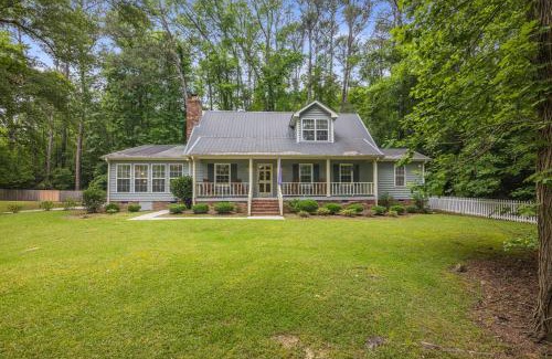 North Augusta House | Exquisite 5-BR Estate on 7 Acres with Private Pond