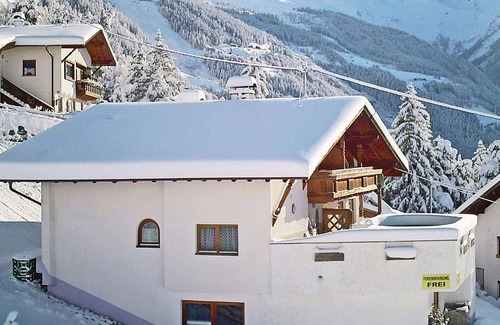 Kaunerberg Apartment | Exquisite Apartment in Kaunerberg Tyrol in the Mountains