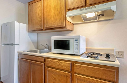 Southeast Colorado Springs Hotel | Extended Stay America Select Suites - Colorado Springs - Airport