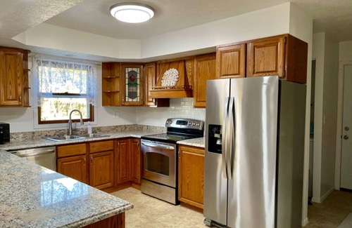 Champaign House | Extra clean home-free parking & Wi-Fi/self-check-in