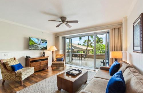 Honokowai Apartment | Extra large 1BR LUXURY resort condo with MASSIVE outdoor space & balcony