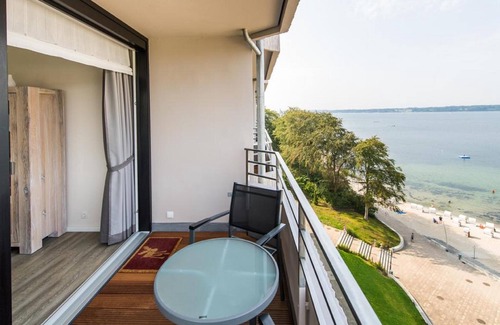Gluecksburg Apartment | Förde-Lodge - 6th floor, water view, balcony, elevator, washing machine, shower, TV