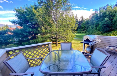 Bretton Woods House | F24 Bretton Woods Townhome with golf course and mountain views, walk to Mt Washington Hotel!