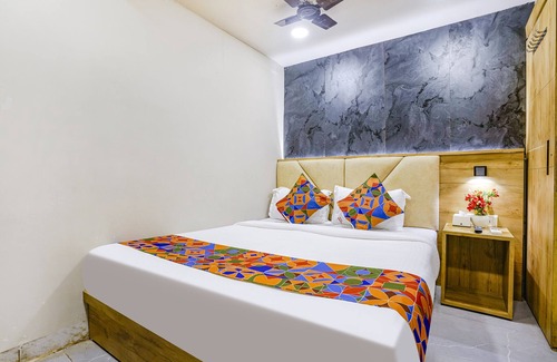 Prabhadevi Hotel | Fabexpress Baghdad Palace