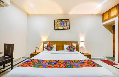 Faridabad Hotel | FabExpress Galaxy II