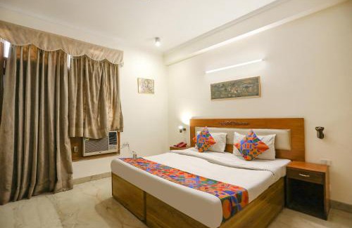 DLF City Hotel | FabExpress Primero MGF Near Leisure Valley Park - Iffco Chowk
