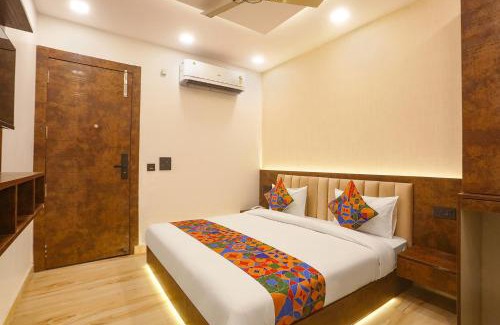 New Delhi Hotel | FabExpress Sugar Inn Near Rajouri Garden