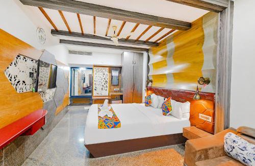 Bhubaneshwar Hotel | FabHotel Prime Middleton - Nr Niladri Vihar Square